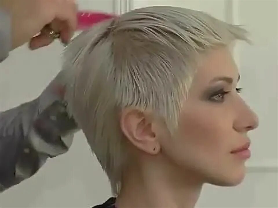 Прически коротких волос видео № 1 Видео урок, стрижка коротких волос.Video tutorial, haircut short hair - YouT