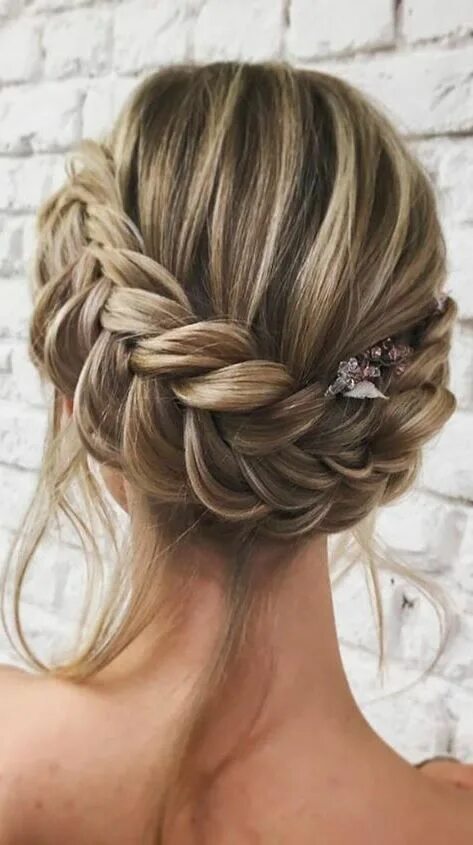 Прически коса фото средний Braided Crown to Change Your Everyday Style #weddinghairstyles Braided hairstyle