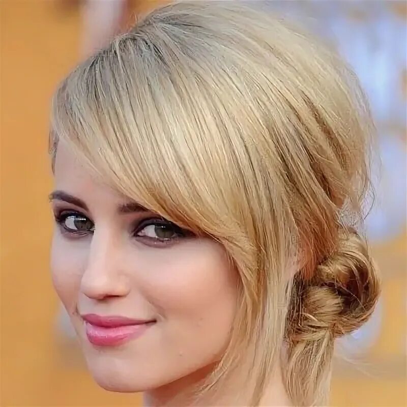 Прически косая челка фото simple yet pretty. Celebrity wedding hair, Cool blonde hair, Blonde hair color