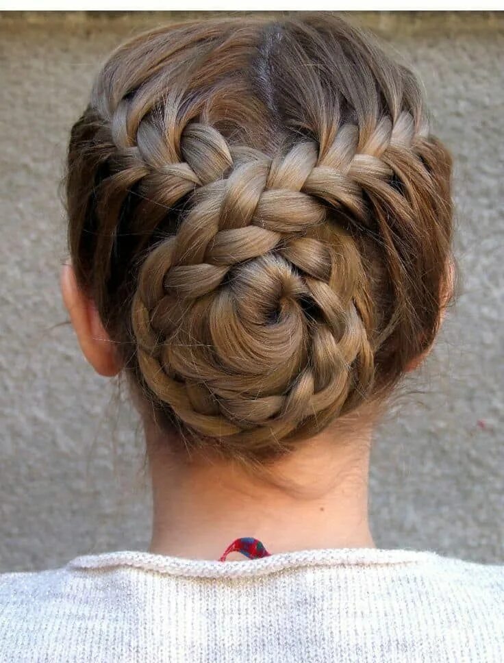 Прически косички на средние 50 Ravishing Braided Bun Hairstyles to Try Bun hairstyles, Braided hairstyles ea