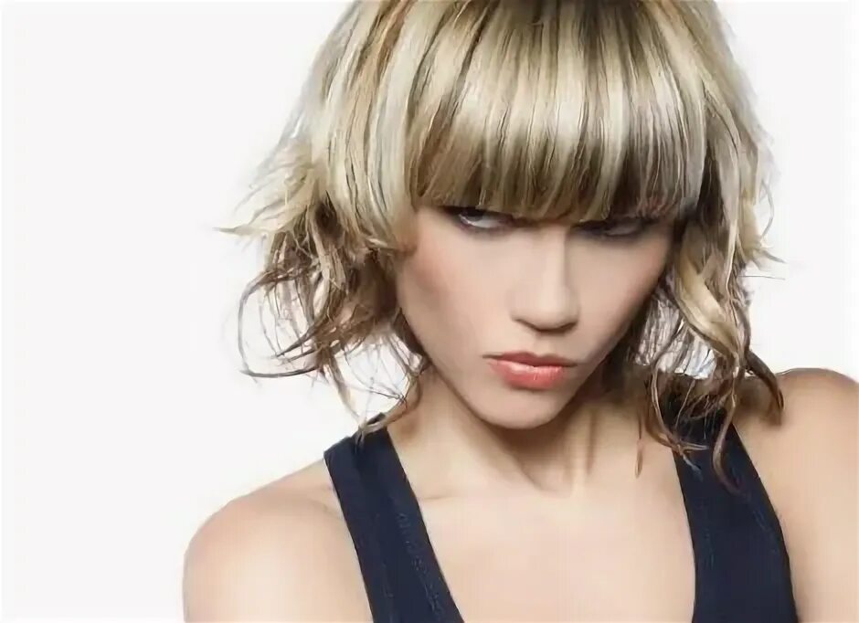 Прически мелирование Bob with bangs Hair highlights, Brown hair with highlights, Curly hair with bang