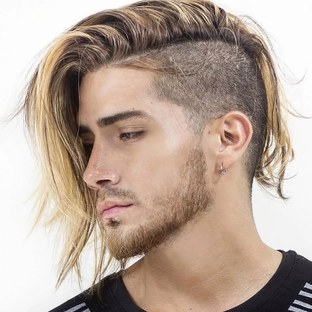 Прически мужские длинные модные молодежные Marco da Moda: Corte masculino undercut com franja longa Long hair styles men, S