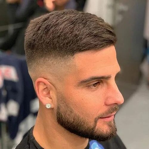 Прически мужские короткие модные молодежные 30 Stylish Side Swept Undercut Hairstyles For Men in 2024 Short fade haircut, Sh