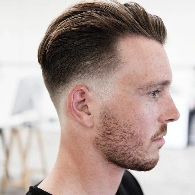 Прически мужские по бокам убраны Pin by Adam Shea on Men's Fashion Hipster haircuts for men, Hipster haircut, Hai