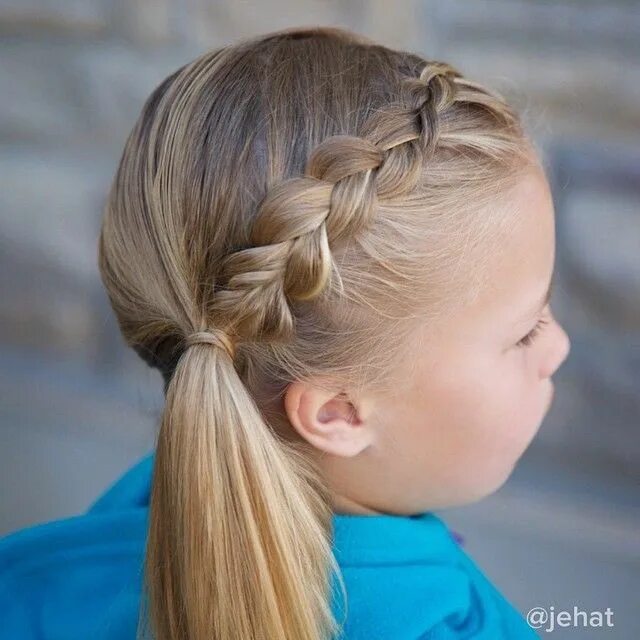 Прически на боку для девочки jehat hair - Dutch braid to side ponytail! My favorite kind of... Little girl ha