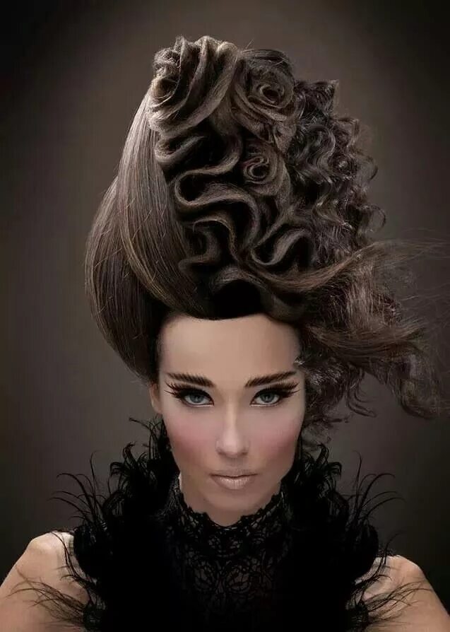 Прически на длинные волосы фантазийные Pin by inmafernandez1965 on PASARELA Artistic hair, Creative hairstyles, Hair sh