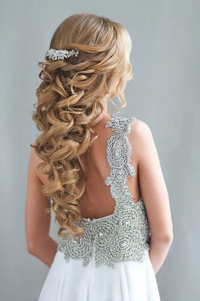 Прически на длинные волосы к платью Half Up Half Down Wedding Hairstyles: Top Looks + Expert Tips Long hair styles, 