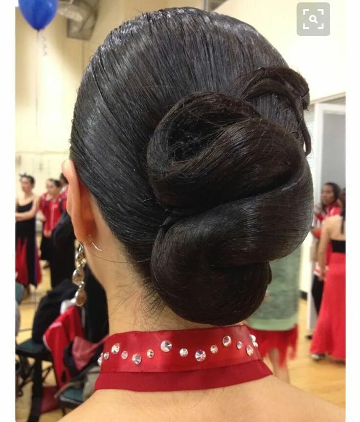 Прически на длинные волосы на танцы Risultati immagini per retro ballroom dance hairstyles Dance hairstyles, Dance c