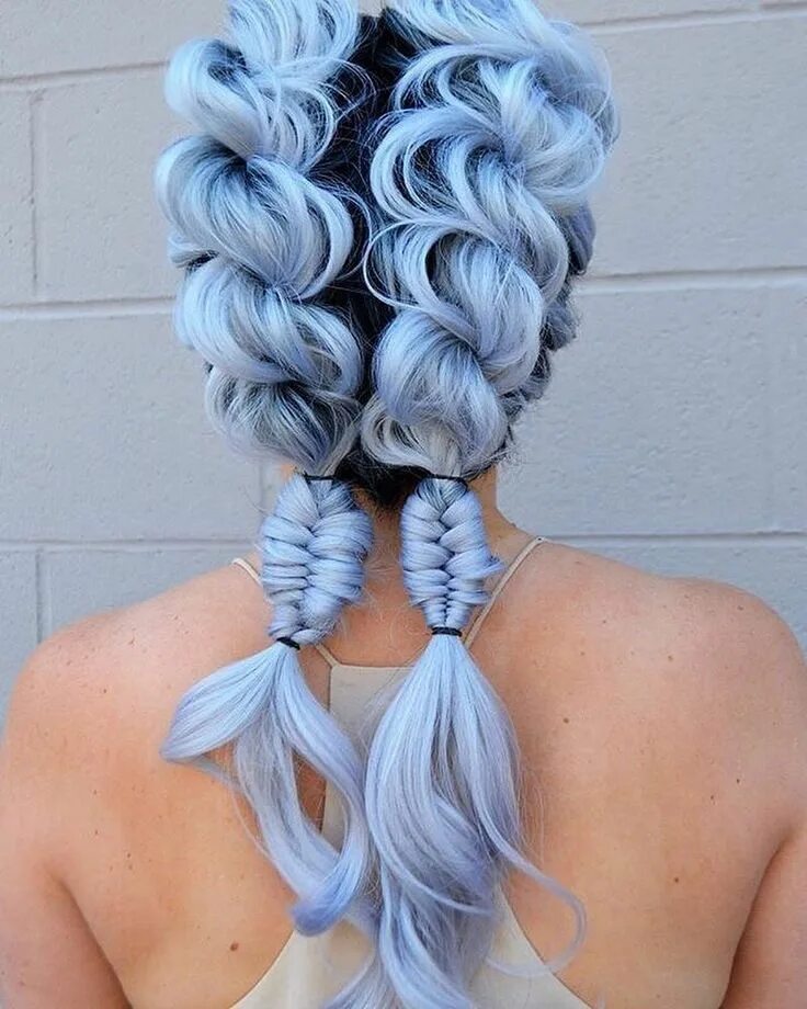 Прически на длинные волосы с канекалоном Top 16 hair colour trends for this summer 2017 - Lavender Blonde - Pastel Blue h