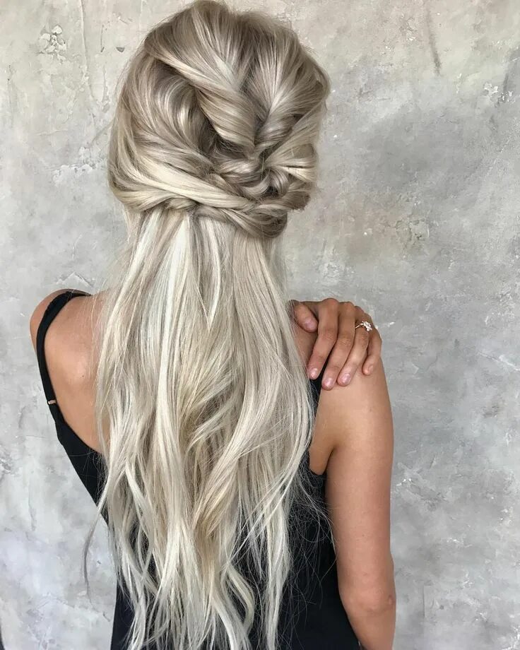 Прически на длинный блонд Messy Braided Hairstyle with Long Hair, Women Long Hairstyles for Summer Braids 