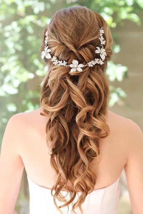 Прически на др 11 Cute & Romantic Hairstyle Ideas for Wedding - haircutideas Wedding hair inspi