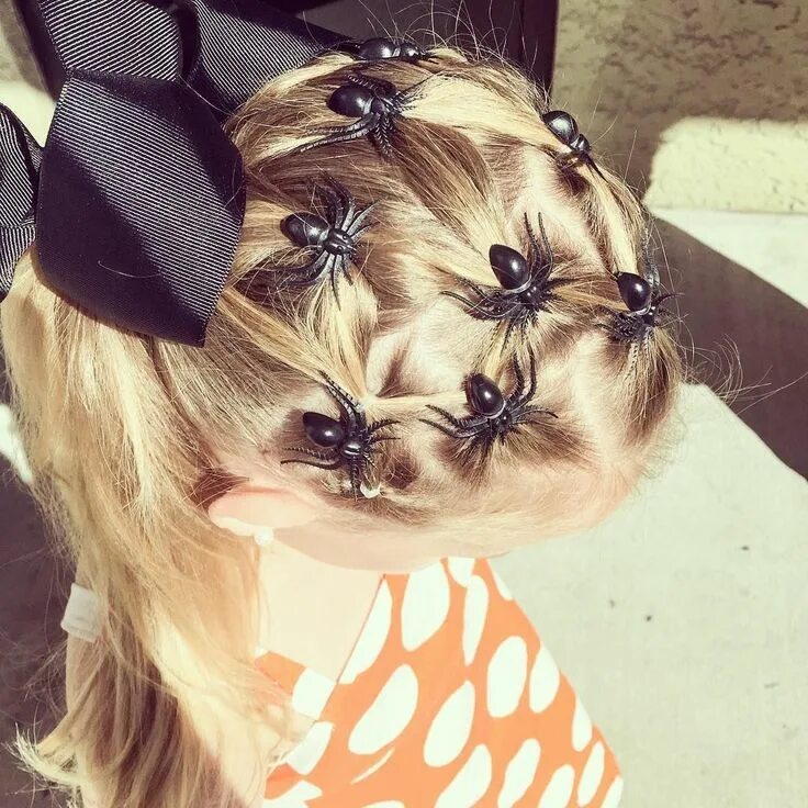 Прически на хэллоуин для девочек 10 лет Halloween Braid Hairstyles For Kids POPSUGAR Moms Kids hairstyles, Hair styles