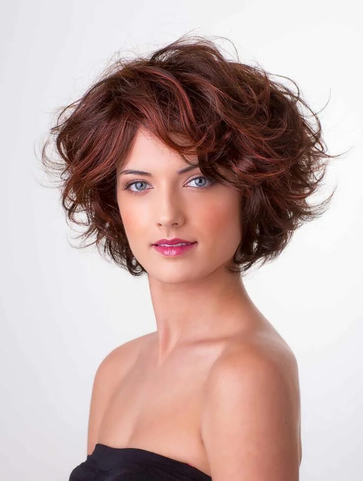 Прически на короткие густые волосы Pin on Short curly hair