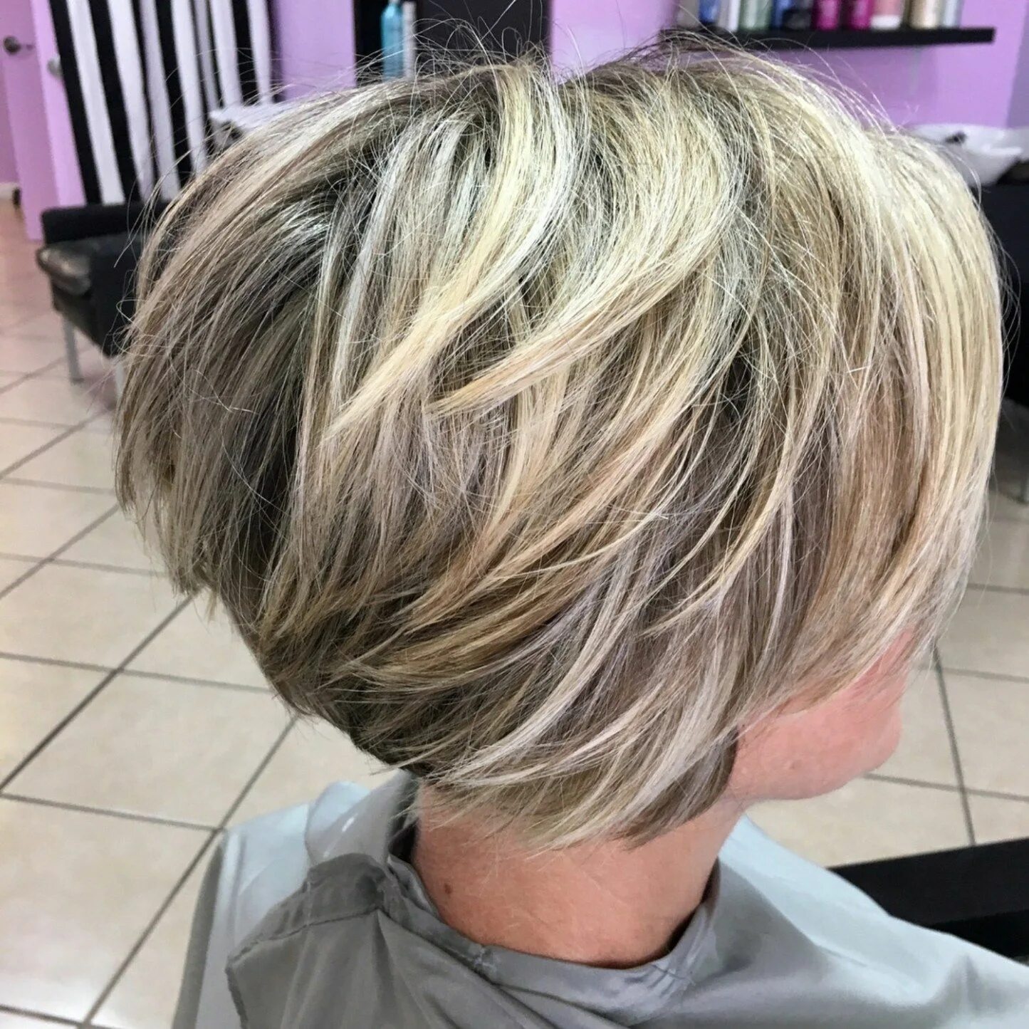 Прически на короткие волосы мелированием 70 Short Choppy Hairstyles for Any Taste. Choppy Bob, Layers, Bangs Stacked hair