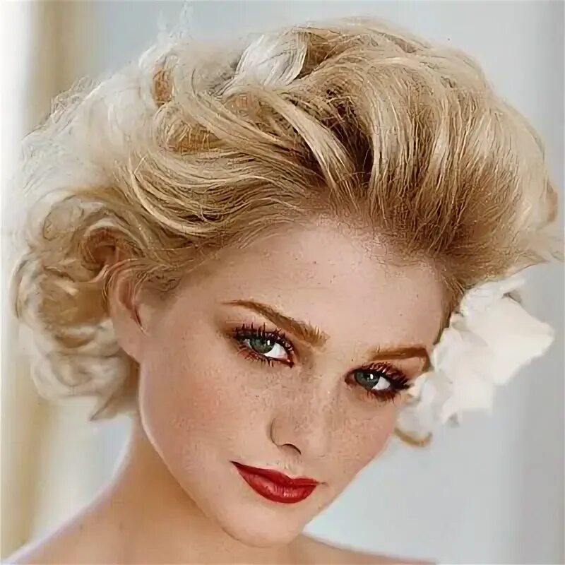 Прически на короткие волосы на фотосессии vintage wedding makeup - Google Images Wedding makeup vintage, Short bridal hair