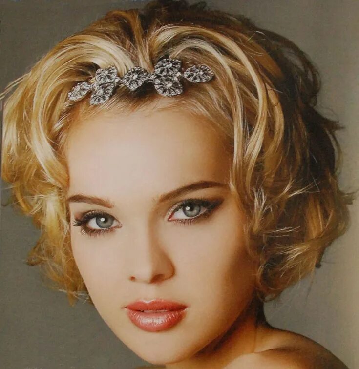 Pin on Прически Short hair updo, Wedding hair inspiration, Short wedding hair