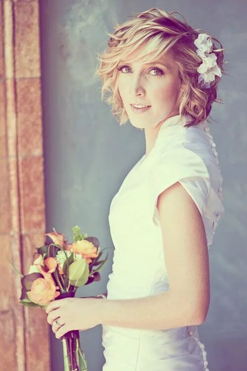 Прически на короткое каре на свадьбу 35 Short Wedding Hairstyles for Women Short wedding hair, Wedding hairstyles for