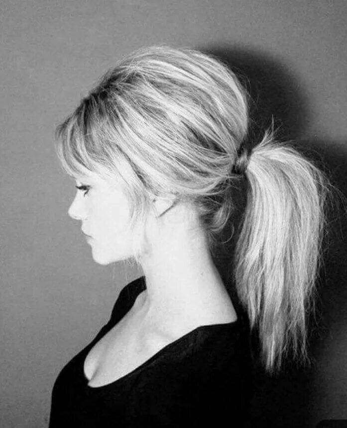 Прически на макушке на средние волосы Pin by Paul Francis McGugan on Black&White Brigitte bardot, Bridget bardot, Hair