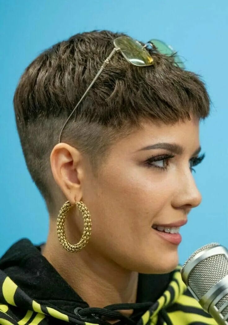 Прически на очень короткий волос фото Pin by Geisi on HALSEY Halsey hair, Halsey short hair, Short hair cuts