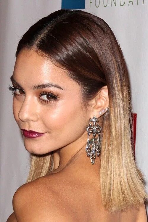 Прически на прямые волосы средней длины Vanessa Hudgens Straight Medium Brown Ombré, Two-Tone Hairstyle Vanessa hudgens 