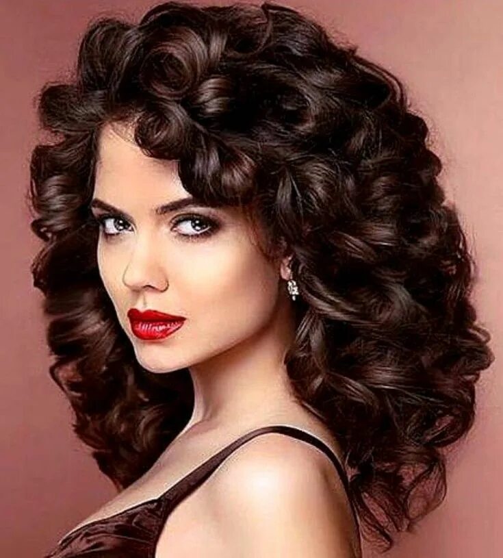 Прически на пышные волосы средней длины Pin on Looking your best with hair and makeup Big curls for long hair, Curls for