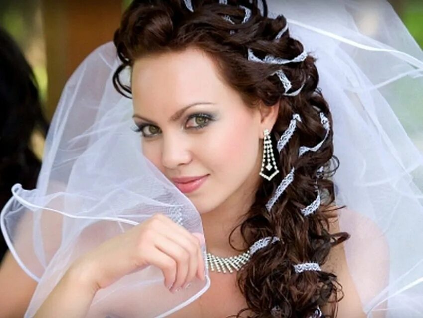 Прически на регистрацию фото MODA CAPELLI 2014: ACCONCIATURE DA SPOSA BELLISSIME, CON TUTORIAL PASSO PER PASS