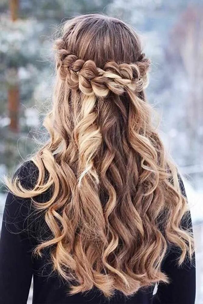 Прически на сентября на длинные волосы 37 Cool Winter Hairstyles For The Holiday Season Peinados sencillos con trenzas,