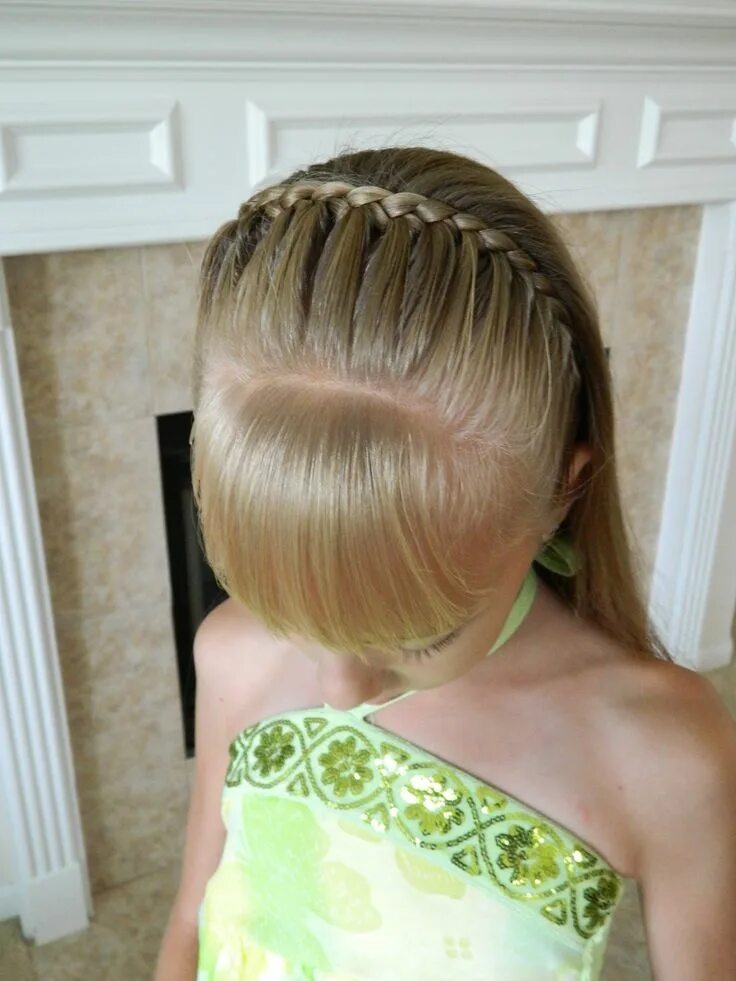 Прически на средние тонкие волосы девочке The cutest dutch braid / Bonita Hair Do Baby hairstyles, Girl hair dos, Hairdo