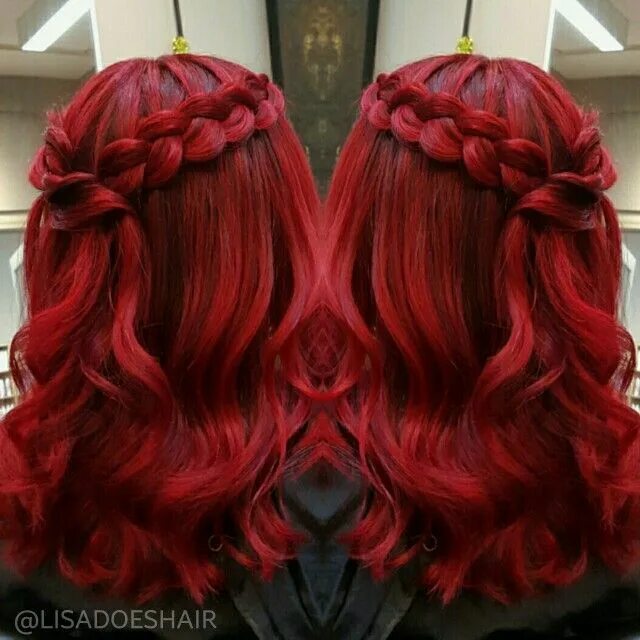 Прически на средние волосы красные волосы Liking the strands to the braid crowned hairstyle , #redhair #redhaircolor #redh