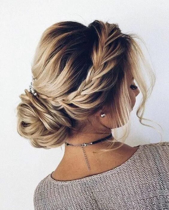 Idée coiffure de mariage : un chignon de danseuse flou Coiffure, Chignon mariage