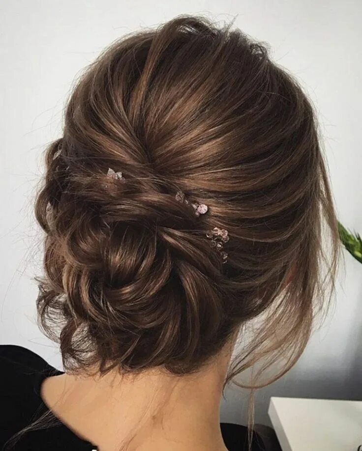 Прически на среднюю длину пучки Wonderful Bridesmaid Updo Hairstyles 008 - OOSILE Long hair styles, Messy hair u