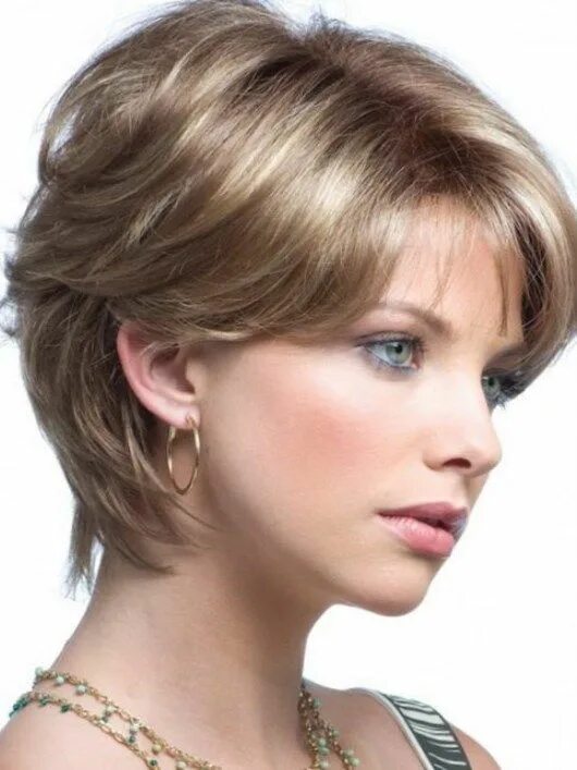 Прически на среднюю и короткую длину стрижка для круглого лица � Short hair styles, Short hairstyles for thick hair, 