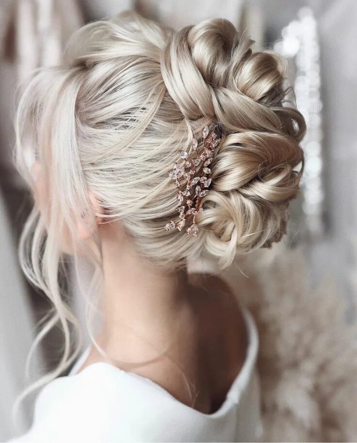 Прически на свадьбу 2024 Pin by Nina Diercks on Peinados boda Wedding hairstyles for long hair, Wedding h