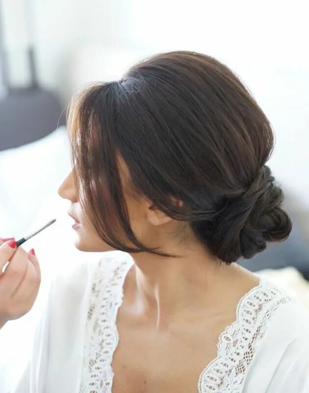 Прически на свидание на средние волосы Wedding Hair Inspiration: 12 Gorgeous Low Buns Hair styles, Long hair styles, We