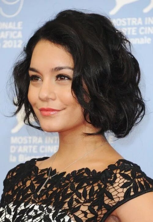 Прически на темные короткие волосы большие локоны Vanessa Hudgens Latest Haircut: Short Black Wavy Bob Cut - Hairstyles Weekly Cor