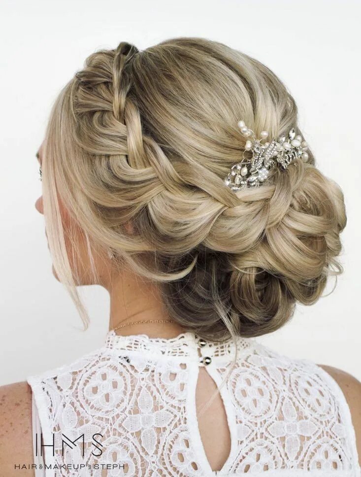 Прически на торжество свадьбу средние волосы wedding-hairstyles-4-12082017-km - MODwedding Unique wedding hairstyles, Bridal 