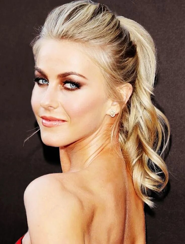 Прически на вечеринку на средние hairstyles in 2019 Ponytail hairstyles, Curly hair ponytail, Julianne hough hair