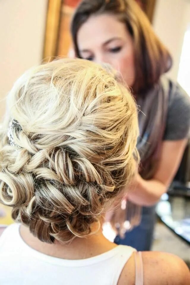 Прически на вечеринку на средние Bride updo Hairdo, Long hair styles, Bride updo