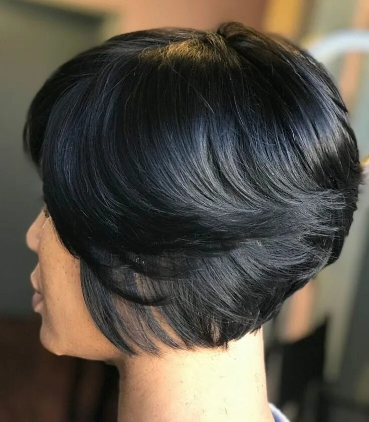 Прически на волосы каре на ножке Short Layered Bob For Black Women Short bob hairstyles, Bob hairstyles, Bobs hai