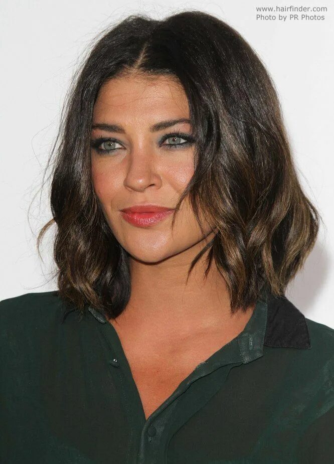 Прически на волосы ниже плеч Going for it! Jessica szohr, Hair, Pretty