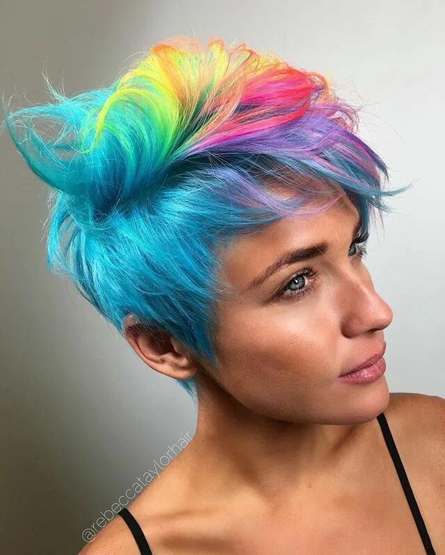 Прически на яркие волосы Sneak peek at one of our #BTCcolor2016 models! Repost from @rebeccataylorhair - 