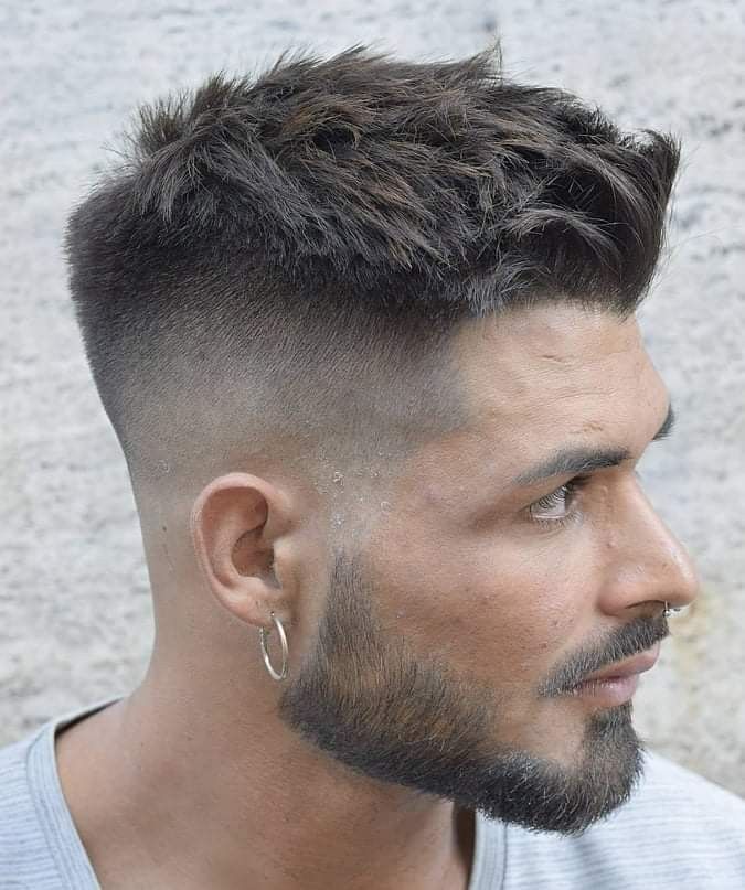 Прически на жесткие волосы мужчинам средние черные Pin en Hairstyles Cabello para hombre, Cortes cabello hombre, Pelo hombre