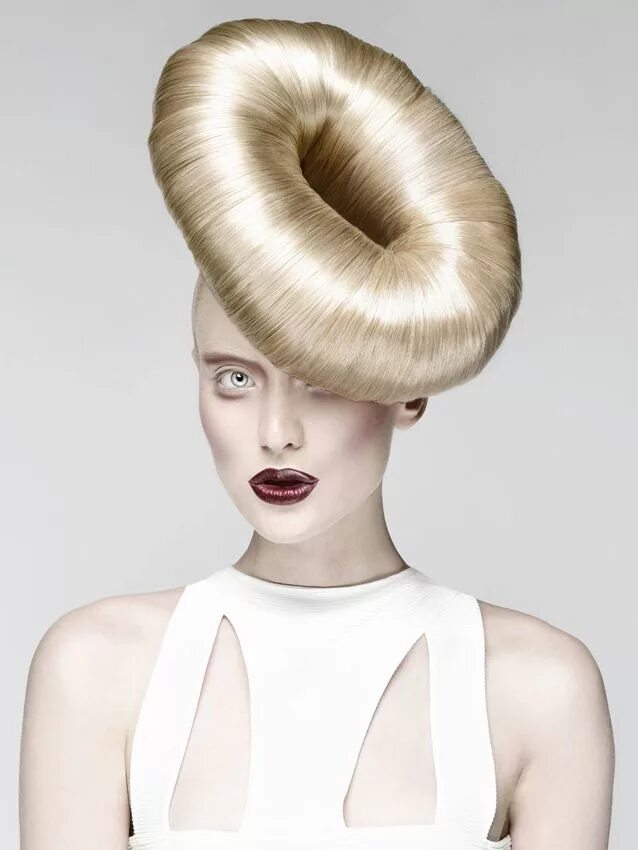 Прически одежда Exercice de Style Catwalk hair, High fashion hair, Artistic hair