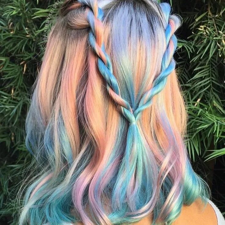 Прически окрашенные волосы 20 Iridescent Holographic Hair Coloring Ideas to Make Your Hair Resemble a Paste