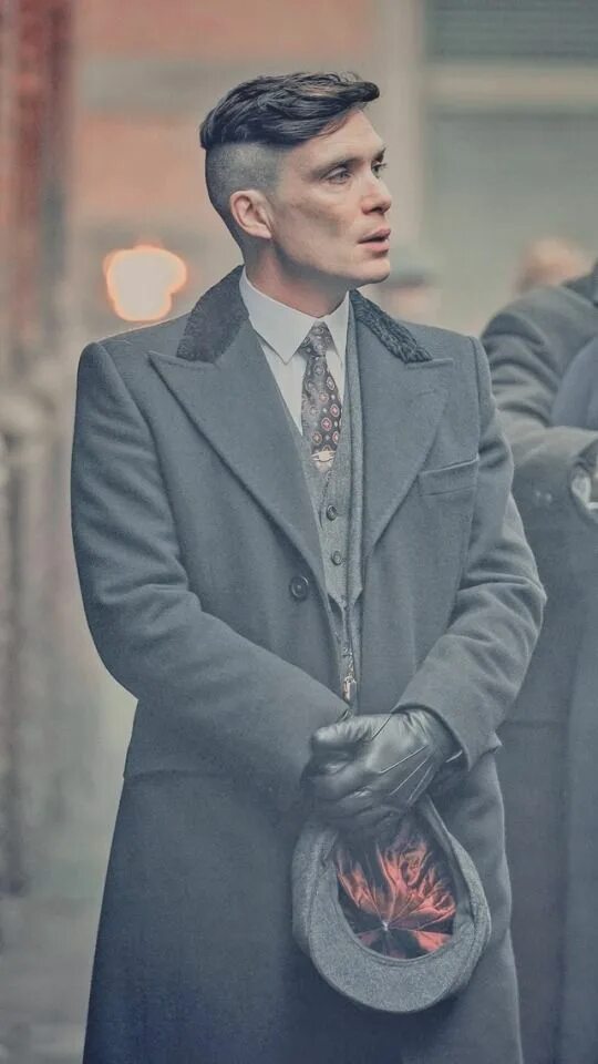 Прически острых козырьков мужские cillian murphy Tumblr Peaky blinders charaktere, Herren stil, Männer mit stil