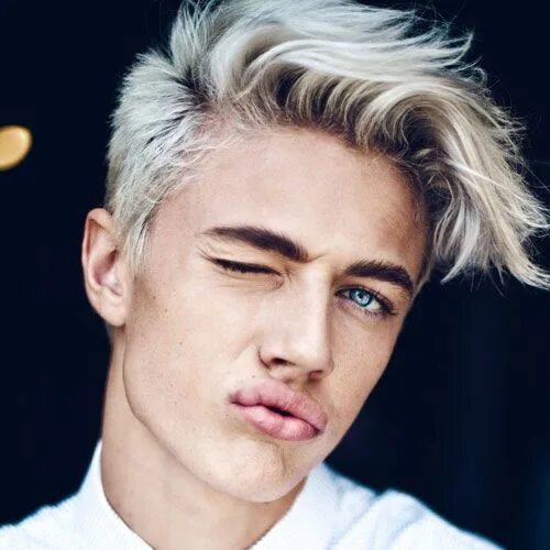 Прически парней белые волосы 23 Trendy Hair Highlights For Men To Copy in 2024 Men blonde hair, Platinum blon