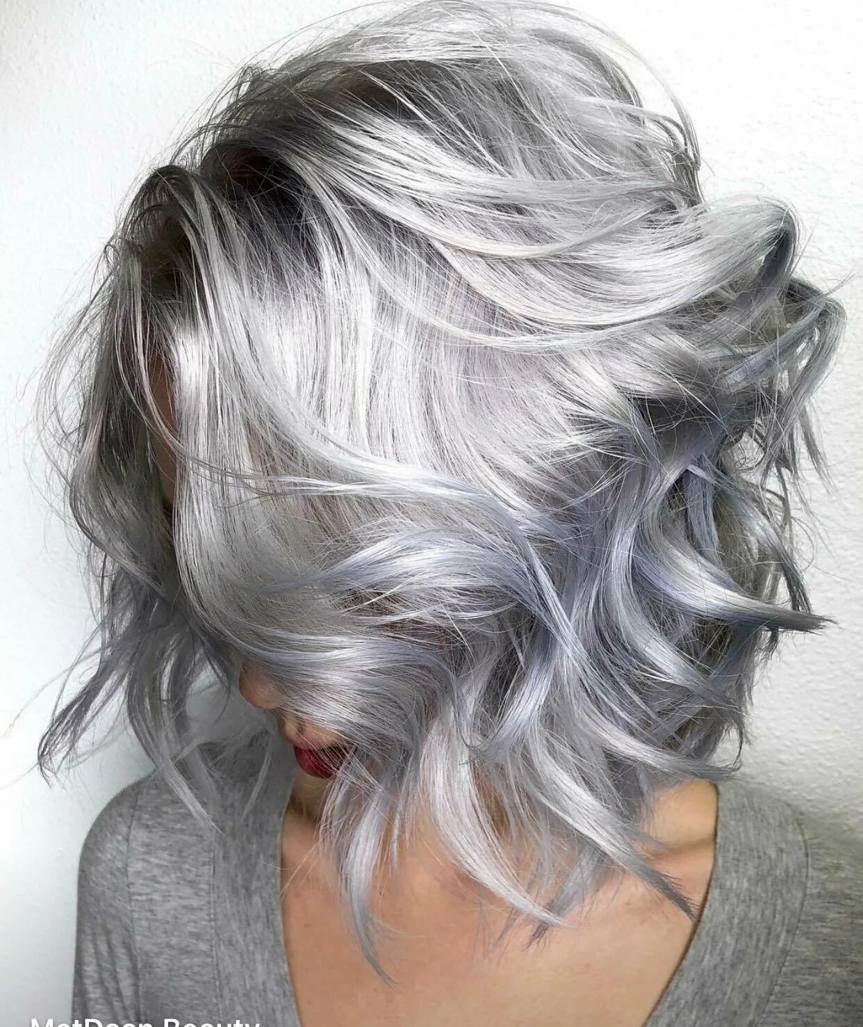 Прически пепельные волосы Pin by Bryanne Bennett on Lovely locks Silver hair color, Silver hair, Silver gr