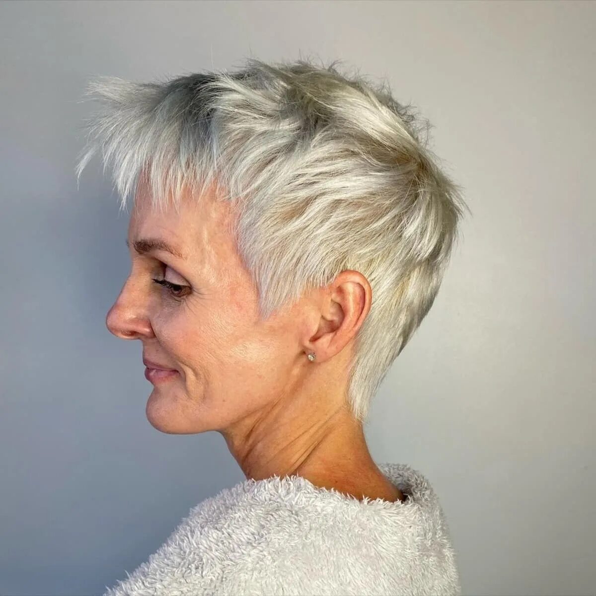 Прически пикси фото женские 50 лет 39 Most Stylish Pixie Haircuts for Women Over 60