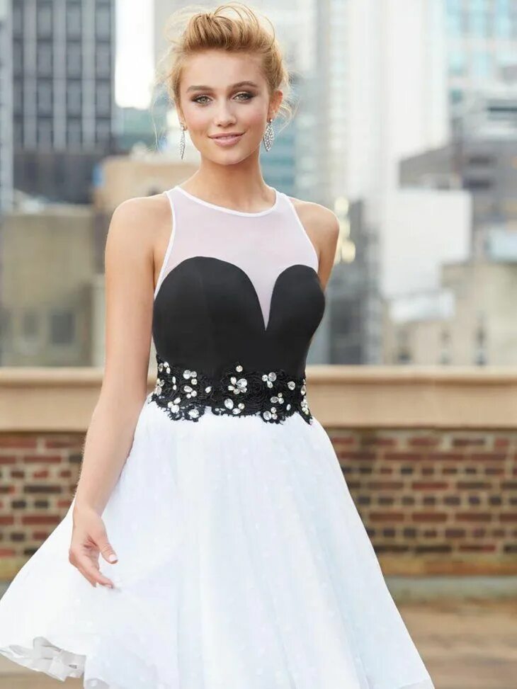 Прически под короткое платье Pin by NatalyStyle on Fashion in black & white Cheap homecoming dresses, Prom dr