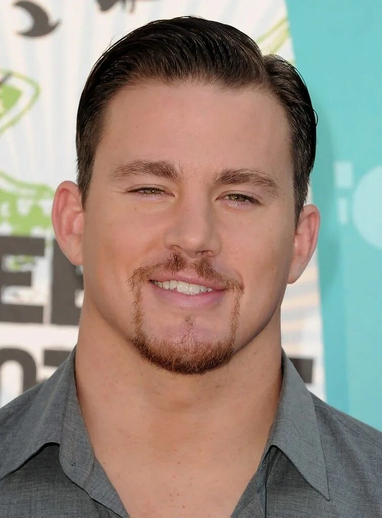 Прически подбородку Pin on κοιτάξτε Channing tatum, Short beard, Beard styles for men